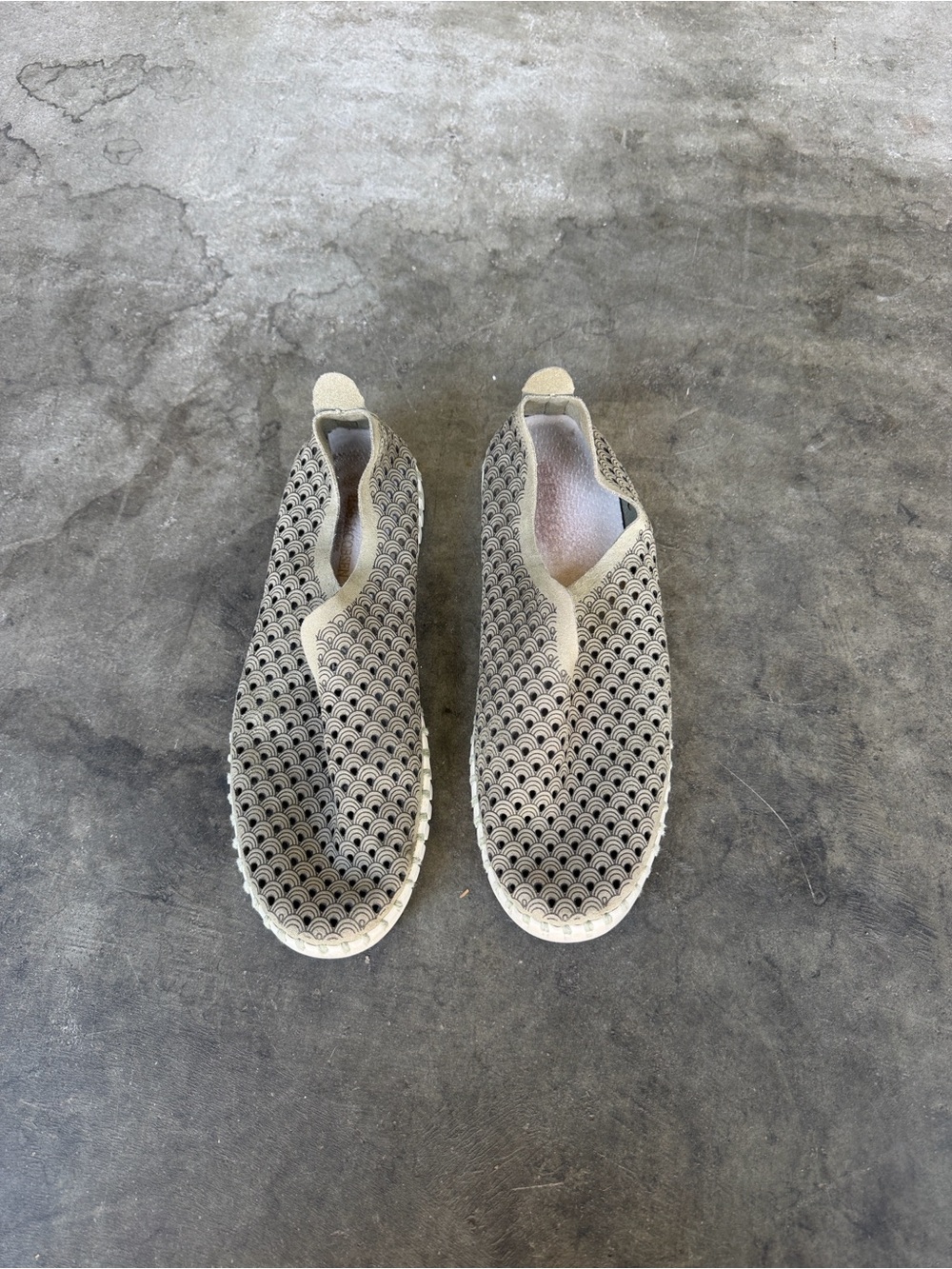 ILSE JACOBSEN HORNBÆK Sneaker Grey Tulip 139 Size 39 US Woman’s Size 8-8.5